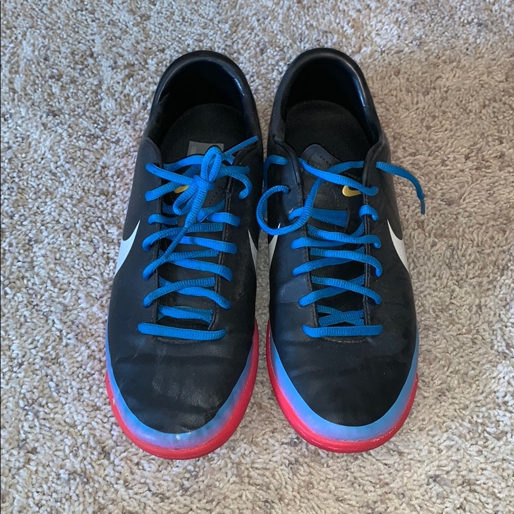nike mercurial indoor soccer shoes